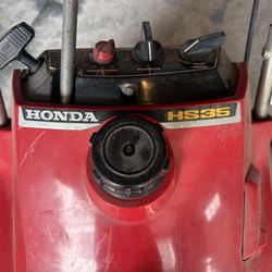 Honda HS35 Snow Thrower