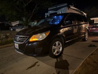 2010 Volkswagen Routan