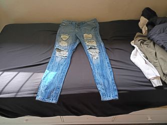 Distressed Jeans