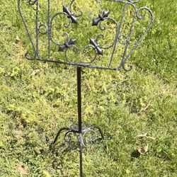 Black metal music Stand