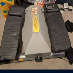 Lateral thigh machine