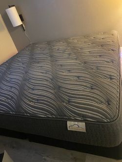 King size bed