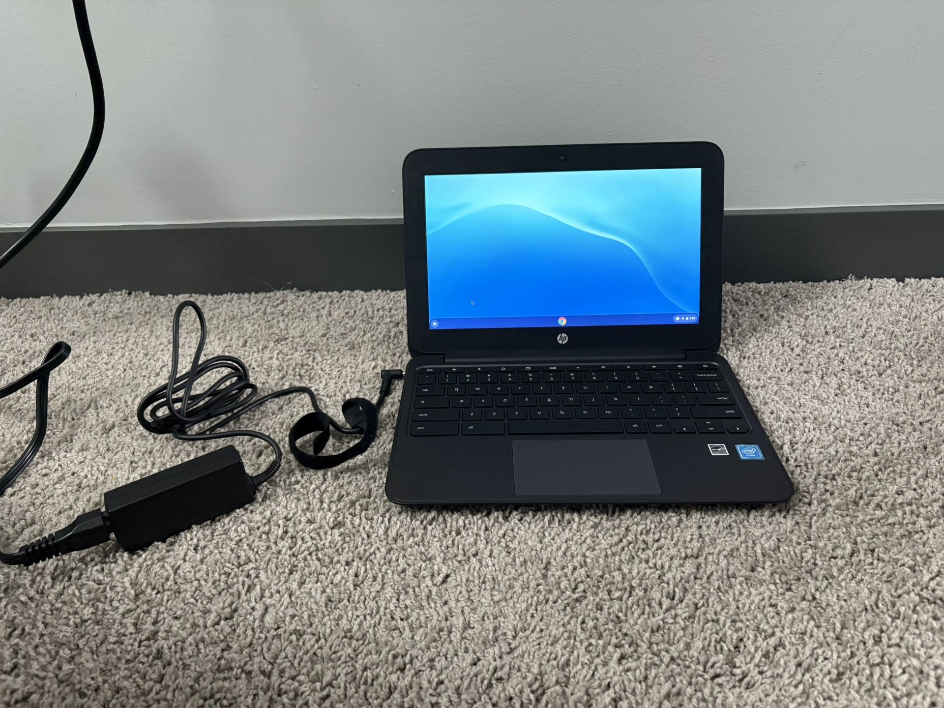 HP Chromebook 11 G5 EE โ Compact, Clean, Reliable!