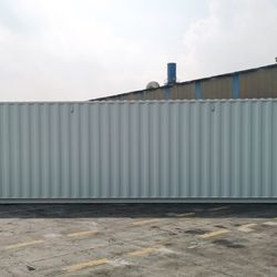 40ft Shipping Container – Wind & Watertight – Secure Storage 🚛