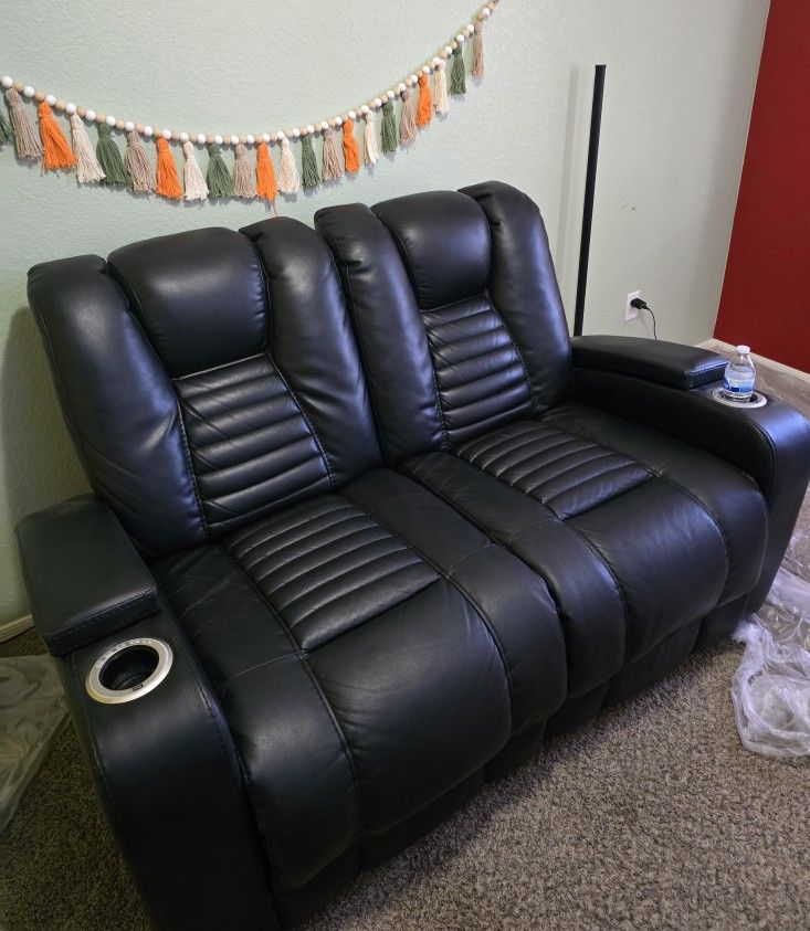 Electric Reclining Sofa