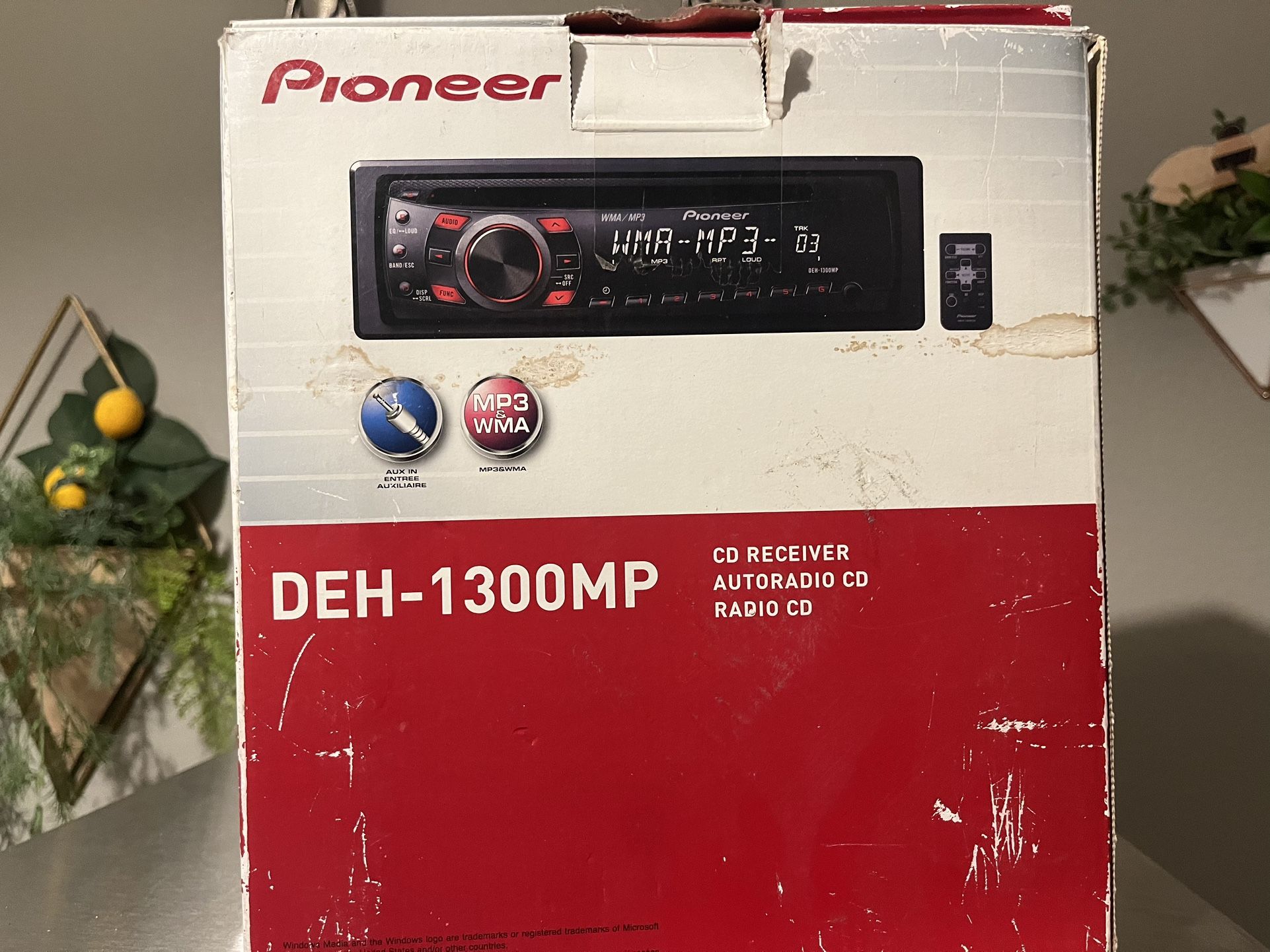 Pioneer DEH- 1300MP CD Receiver