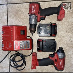 Milwaukee M18 & Taladro de martillo Milwaukee M18