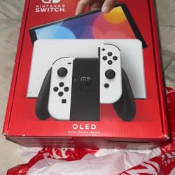 * NEW* Nintendo Switch OLED Console with White Joy- con 
