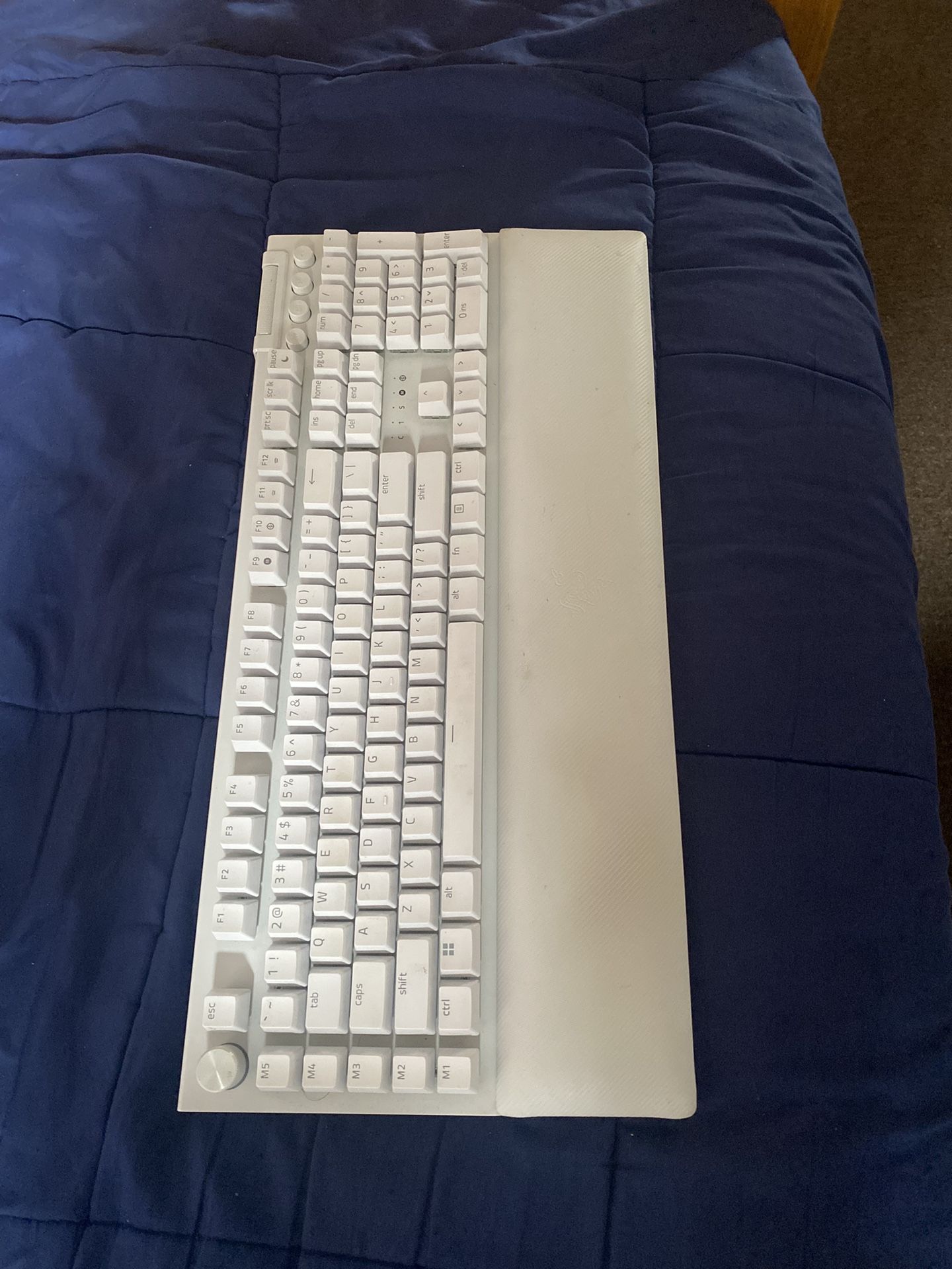 Razor BlackWidow V4 Pro