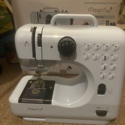 Magicfly sewing machine set