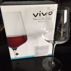 Vivo red wine glasses