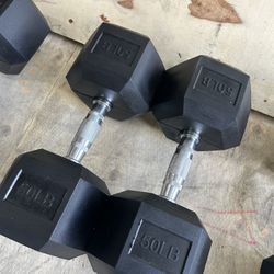 New pair of 50lb rubber dumbbells. NEW IN BOX📦 $100