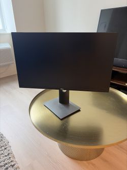 Dell P2720DC 27" QHD USB-C Monitor — Perfect Condition