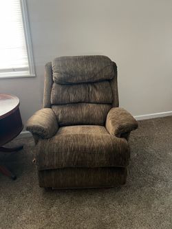 Lazy-Boy Chairs