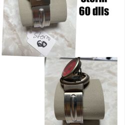 Por Mccombs Y Salem Recojer  9-6 Pm 