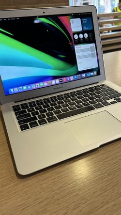 Apple MacBook Air 13” I5/8GB/256GB SSD $200