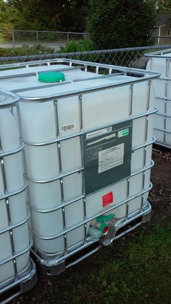 Food grade water tanks. 275g. 60.00 275g. each