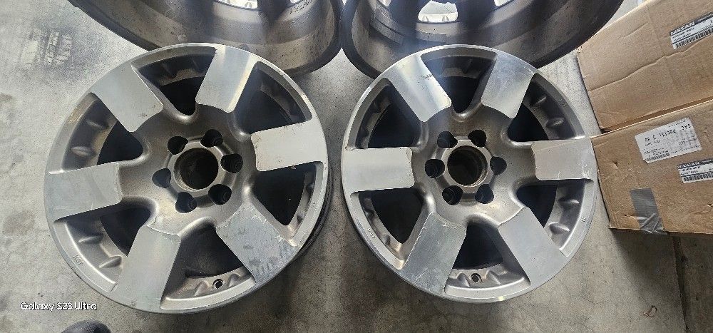 Pickup Wheels