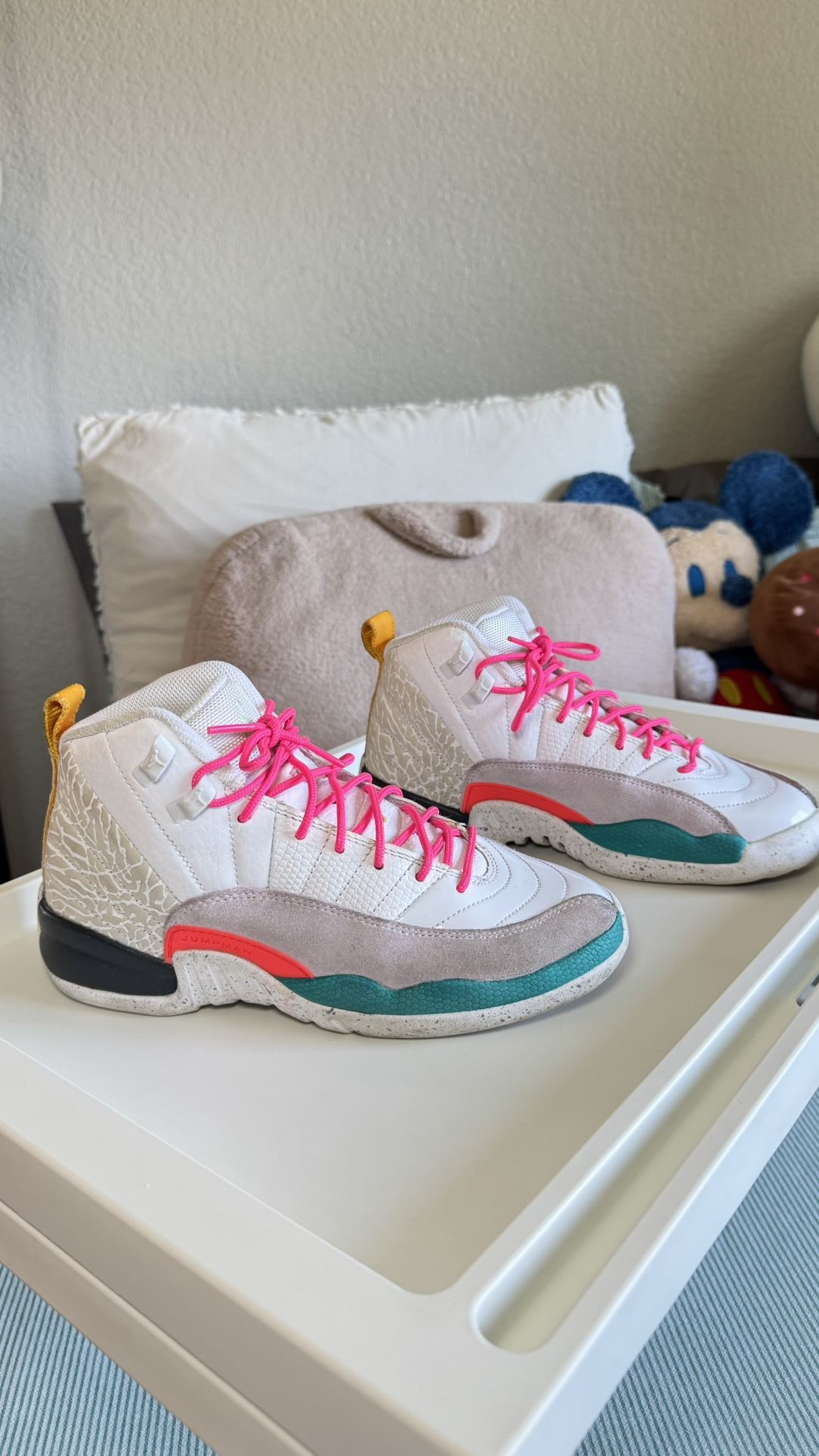 Jordan 12 Retro – White/Vapor Green Photon Dust (4.5Y)