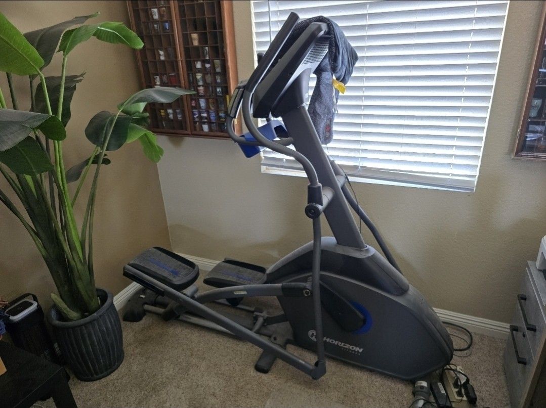 Elliptical $225