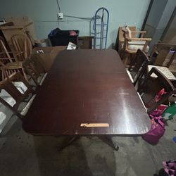 Dining table And Chairs 