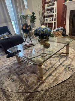 Very Elegant Coffee Table Set