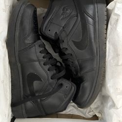 Men’s Jordan 1 Mid Size 8