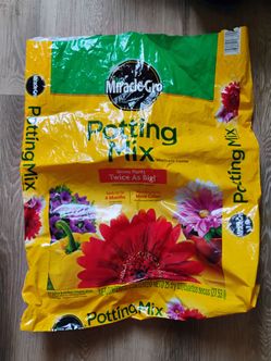 25Qt MiracleGro Potting Mix (Yes, Available)