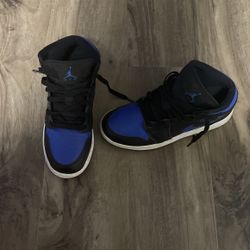 Nikes Jordan’s  Size 5 