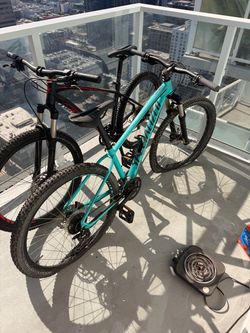 🚲 Specialized Mountain Bikes – 2 Available