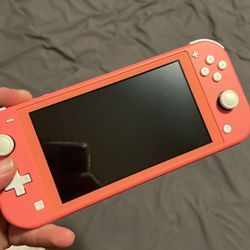 Nintendo Switch  Lite - Coral