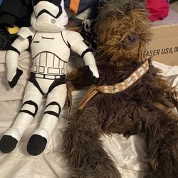 2 Star Wars Plush Toys