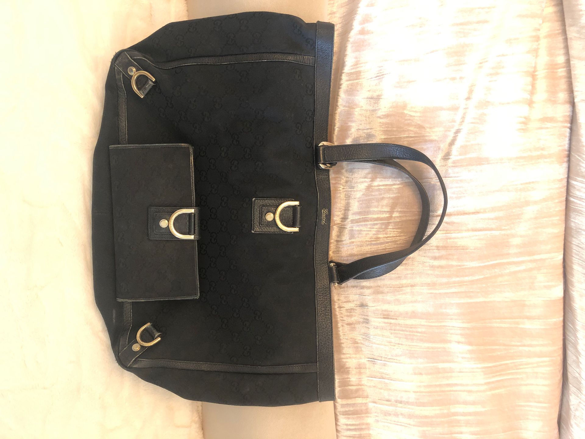 Gucci tote and wallet