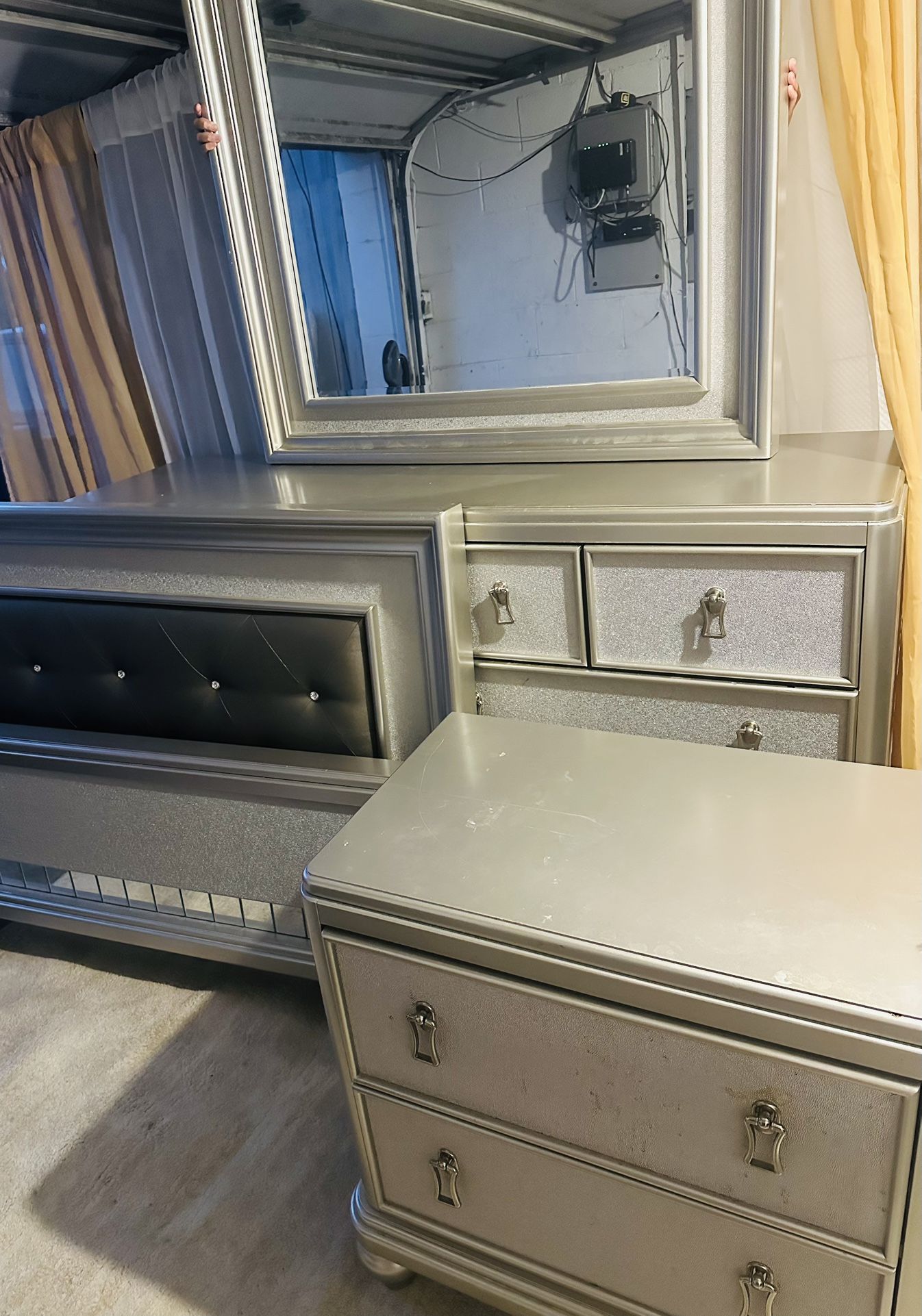 4 PC. Glam Bedroom Set