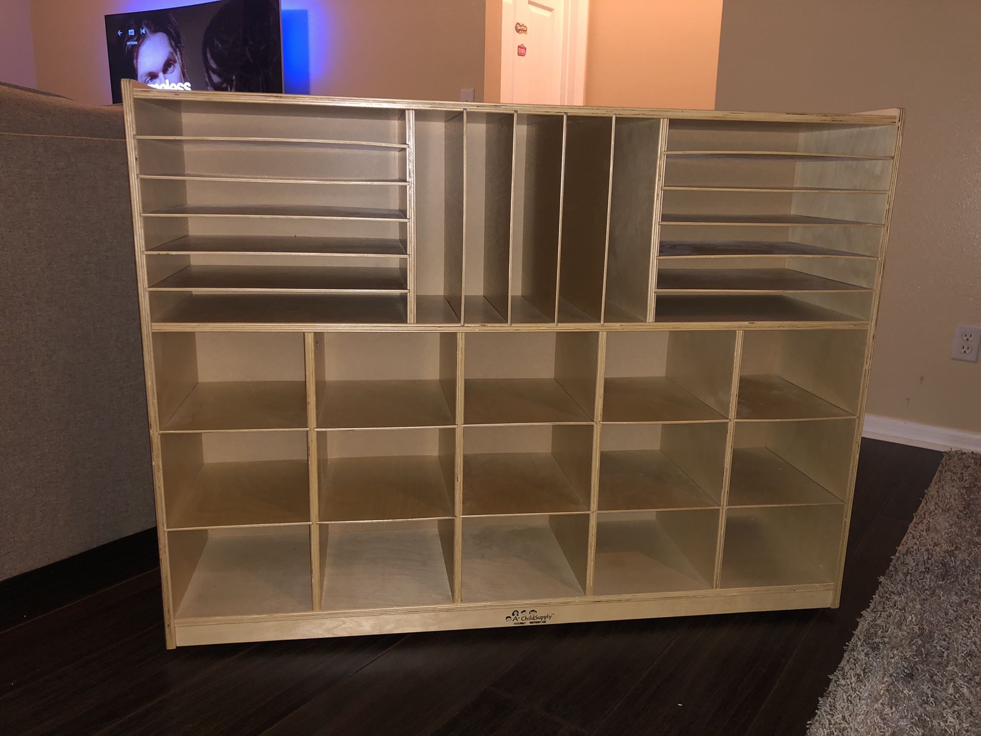 Shelf organizer/ Art Organizer