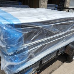 Thursday Deals Single Twin Mattress 99 Full Double 159 Queen Bed 179 King 229 California King 229 Frame 69 XL Twin Se Habla Espanol 