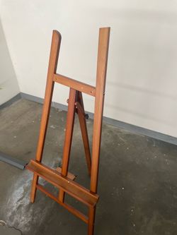 Wooden Easel stand