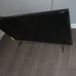 TCL ROKU 65” 4 Series  