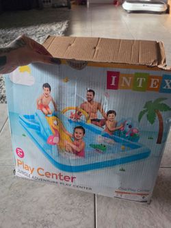 Intex play center