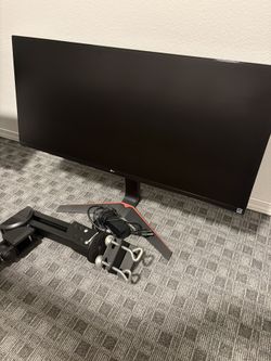 LG 34” Gaming Monitor