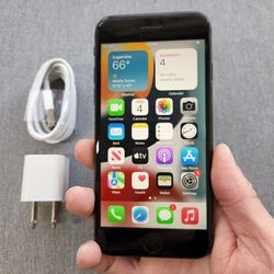 iPhone 8 256gb - UNLOCKED - Like New 