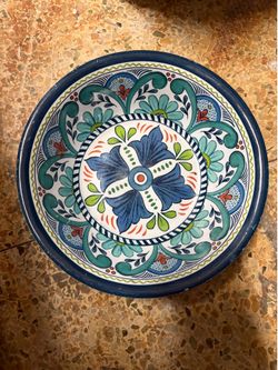 Blue flowers plastic bowl