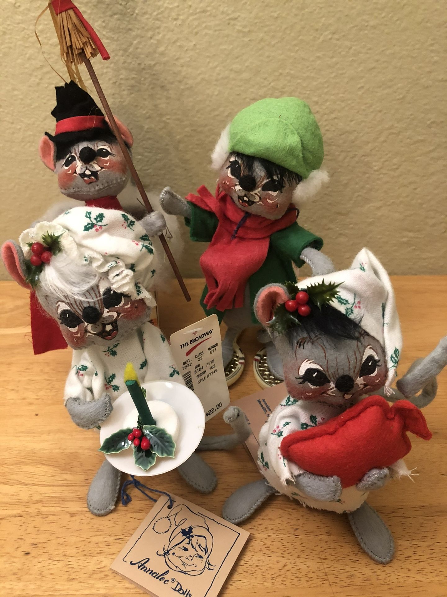4 Annalee Dolls Mice #7749, #7747, #7745
