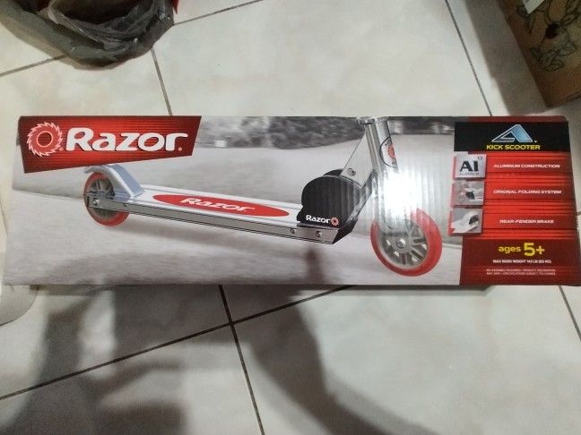 Razor A Kick Scooter Red