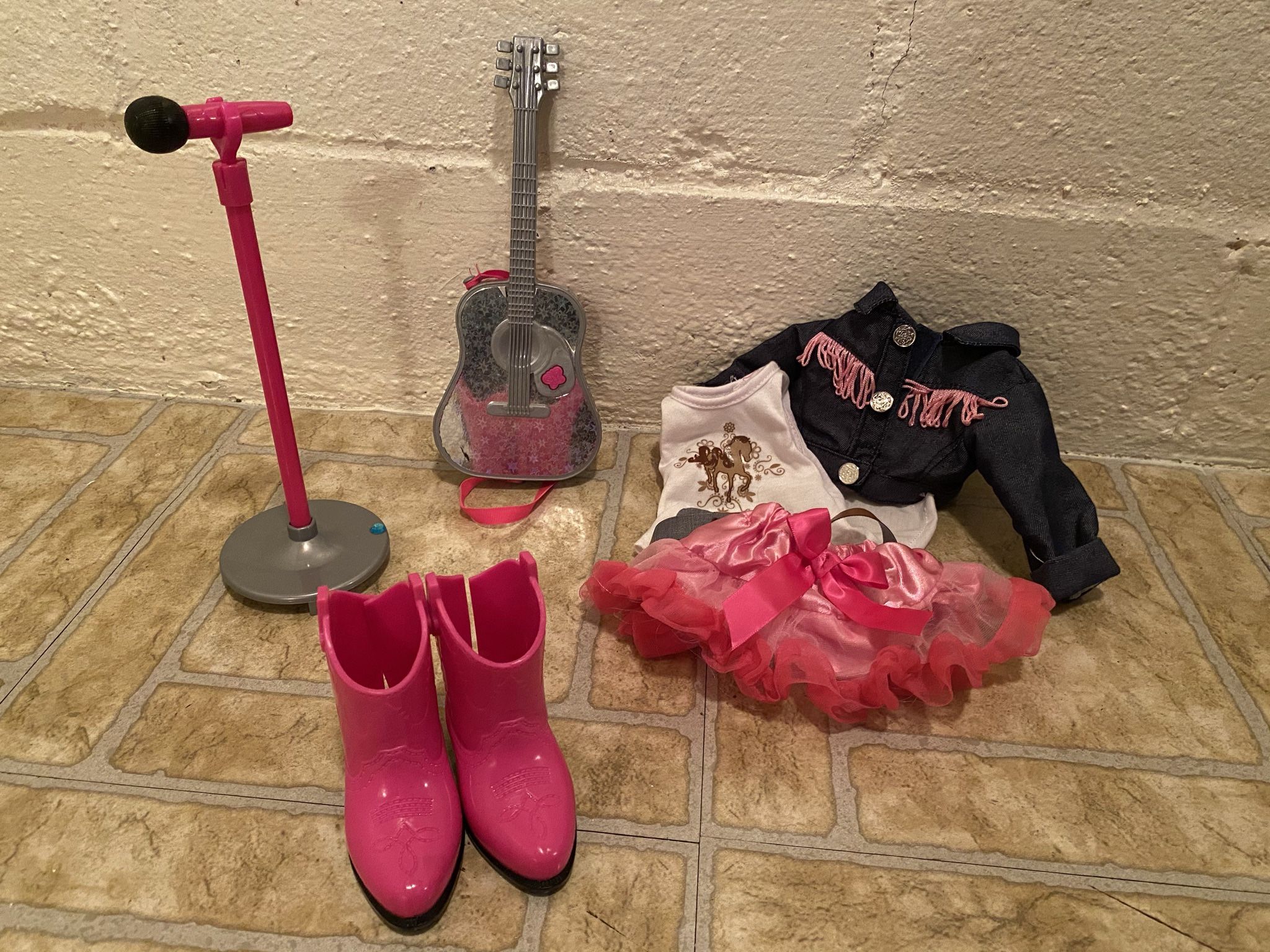 Country Singer Set for American Girl or Our Generation Doll