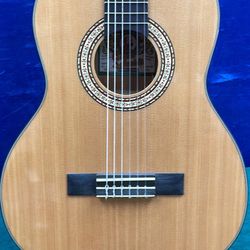 Oscar Schmidt OC1-A Washburn Guitar