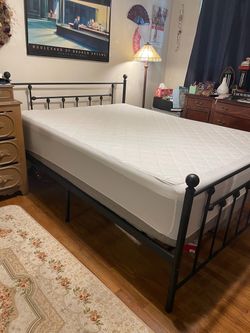 Queen size almost new
