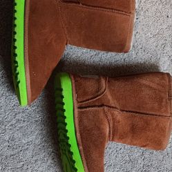 SHEEP FEET BOOTS 