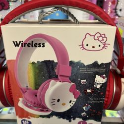 Hello Kitty Wireless Headphones 