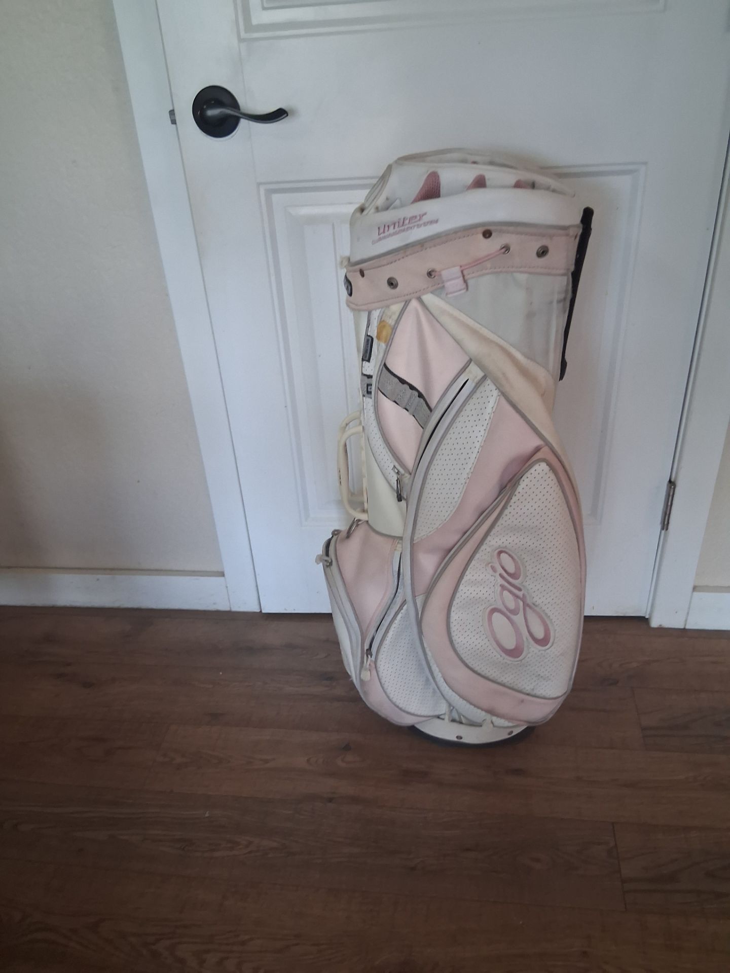 Woman's golf bag